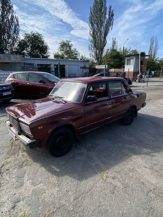 Продам ваз 2105