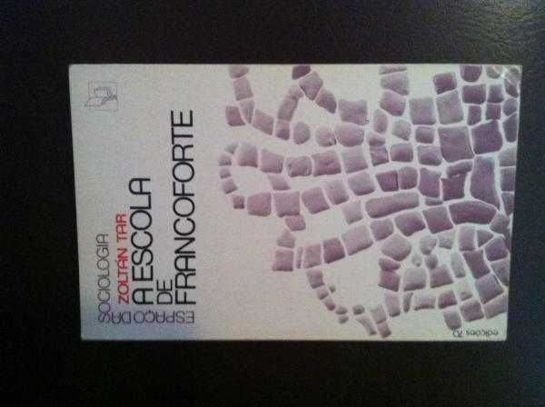 A Escola de Francoforte (portes grátis)