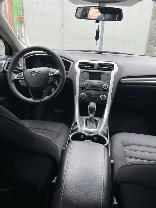 Ford Fusion 2015 2.5 газ/бензин, автомат