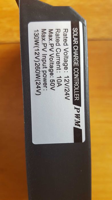 Controlador solar PWM para carga de baterias 12/24V