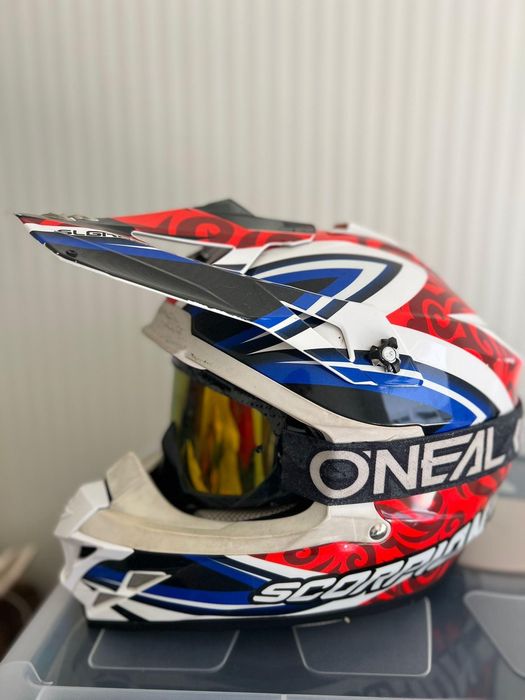 Capacete Scorpion e Óculos O'neal