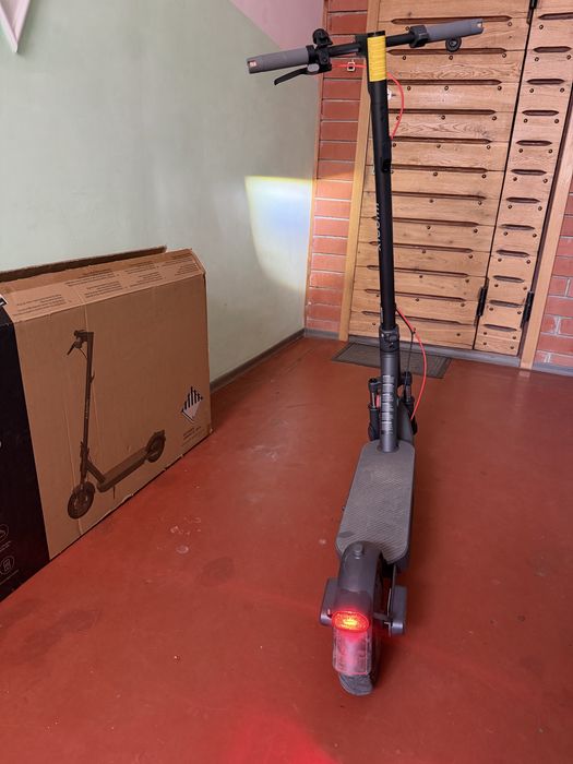 Продам xiaomi electric scooter 5 новый