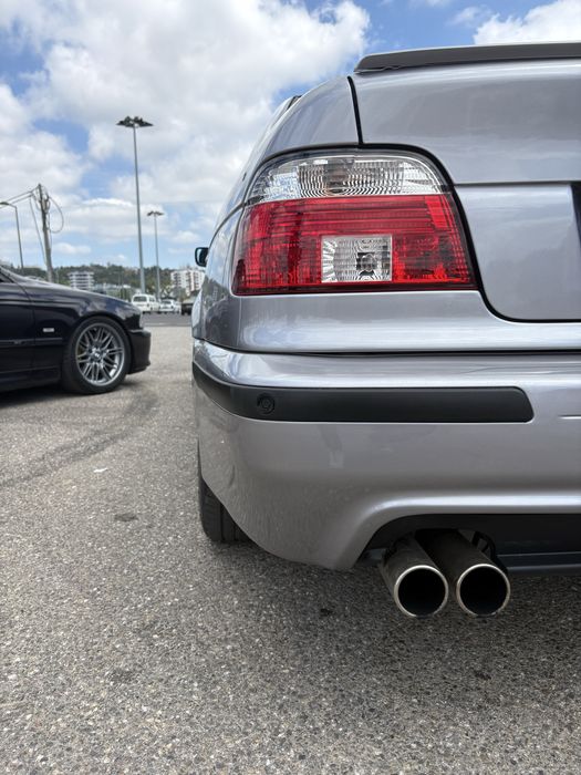 BMW E39 528I Sedan — photo 2