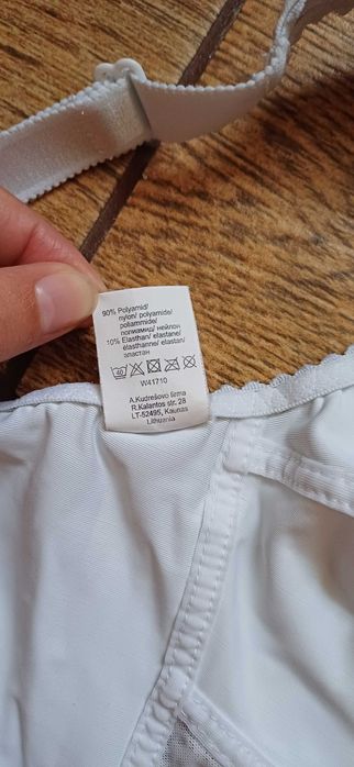 Biały biustonosz Wäshe Pur w r. 80 D