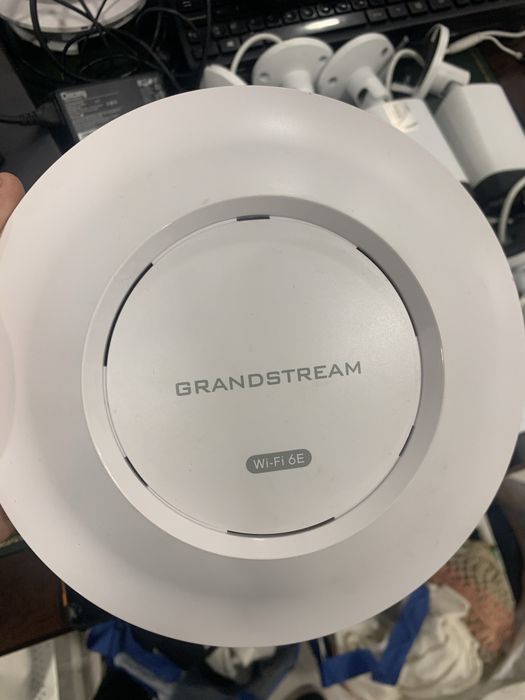Kit 3 Access Points Grandstream Wi-Fi 6E Profissional