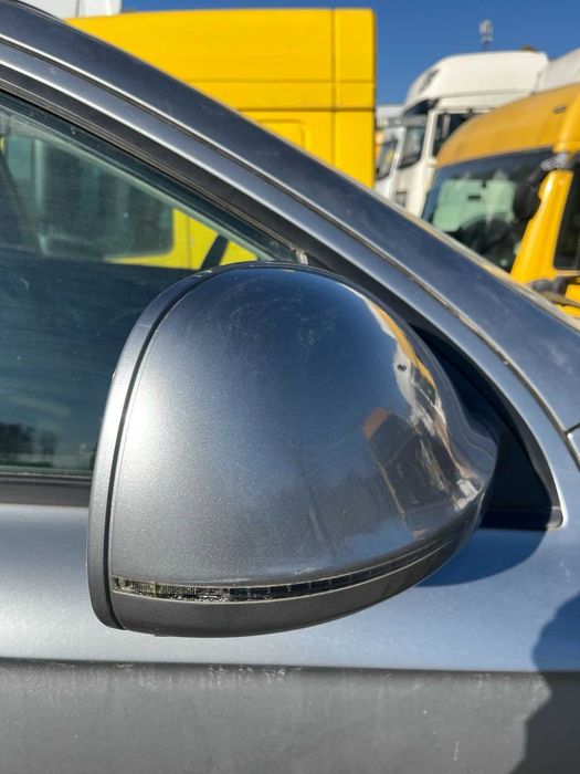 Дзеркало праве Audi Q7 Ауді Ку7