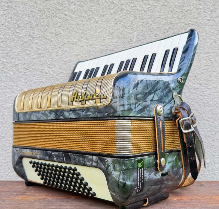 Akordeon Hohner Concerto II 72 basy - super stan