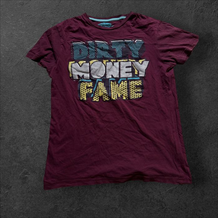 Męska koszulka t-shirt – bordowa – nadruk Dirty Money Fame – rozmiar L