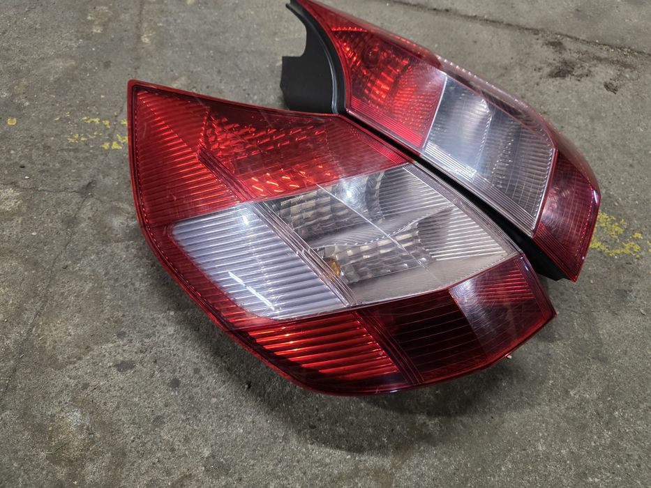 Renault scenic 2 lampy tył