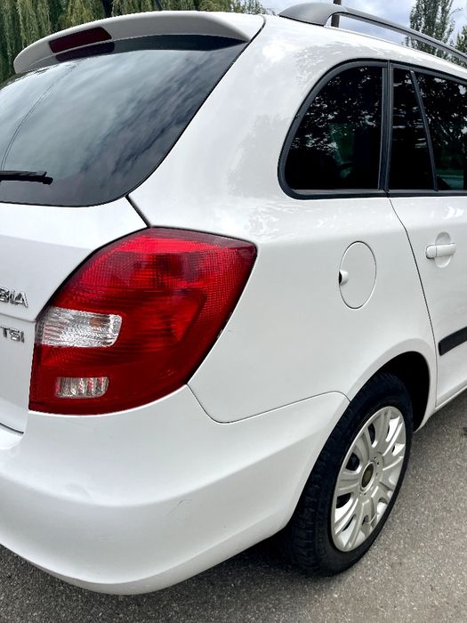 Skoda Fabia 2013рік.в рідній фарбі.автомат.
