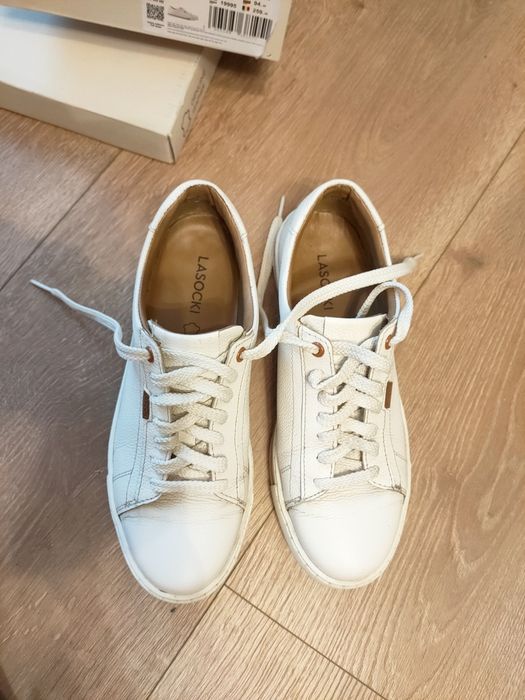 Sneakersy skórzane Lasocki 37