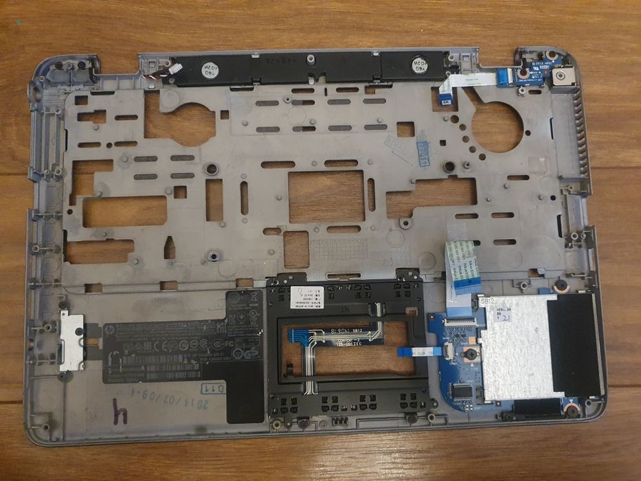 Obudowa dolna HP 820g1