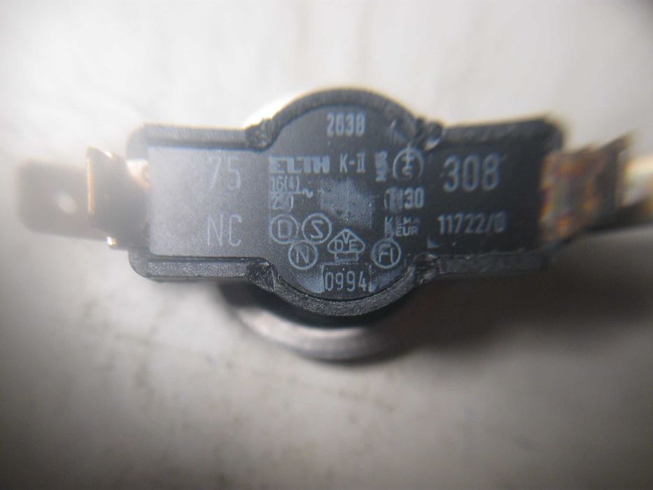 Термостат ст.машинки АRDО 526027101,\хрестовина нові