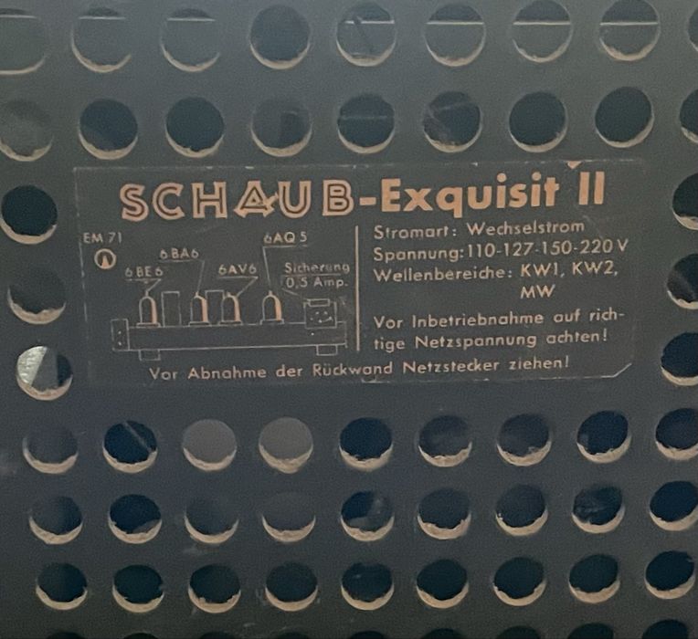 Radio Antigo Schaub - Exquisit IR