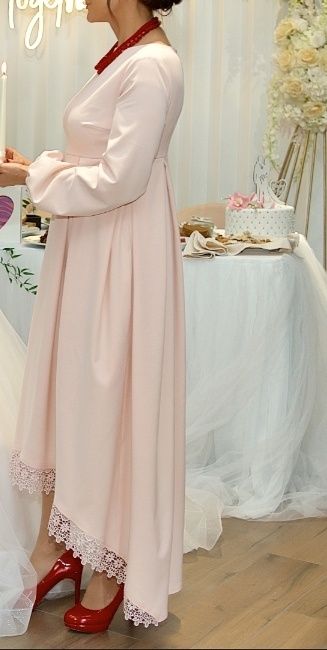 Сукня святкова 44