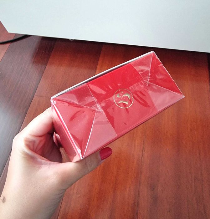 Perfume Rojo Shakira