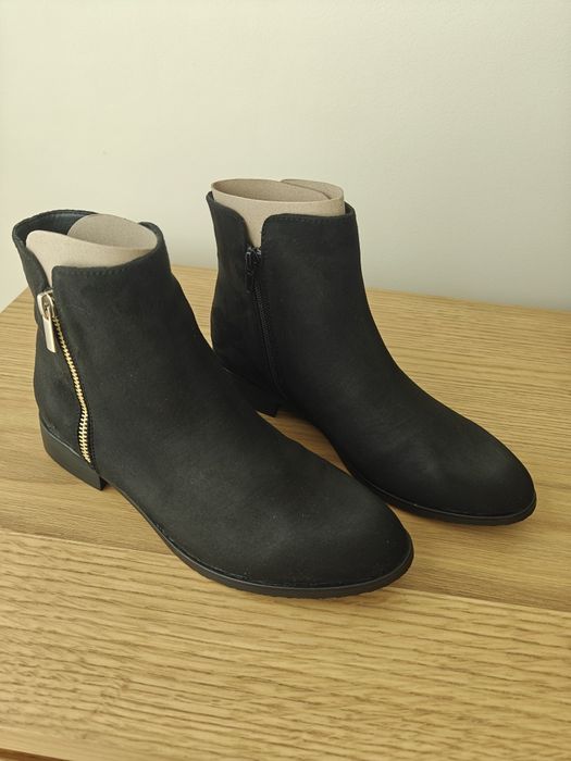 Botin raso preto