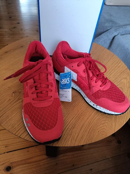 buty asics unisex  rozm 39.5