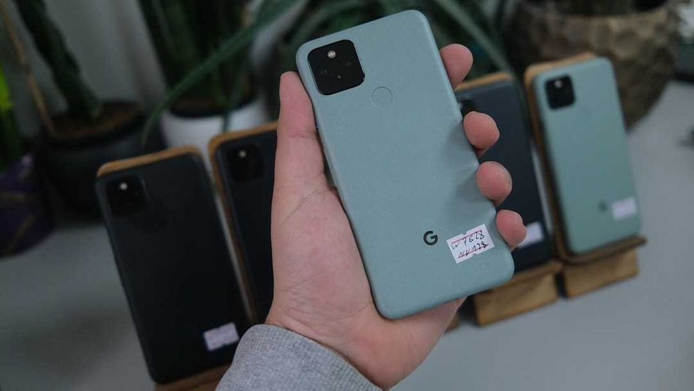 Google pixel 5 Neverlock  8 128 гарні акб без вигорань асортимент
