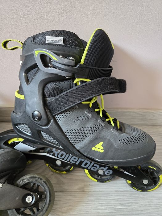 Rolki,  łyżworolki  Rollerblade Macroblade 80