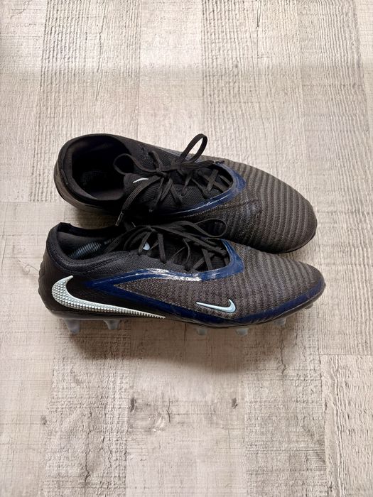 Nike phantom elite