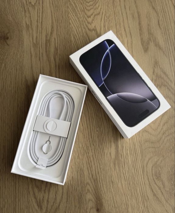 Oryginalny kabel Apple c-c z zestawu