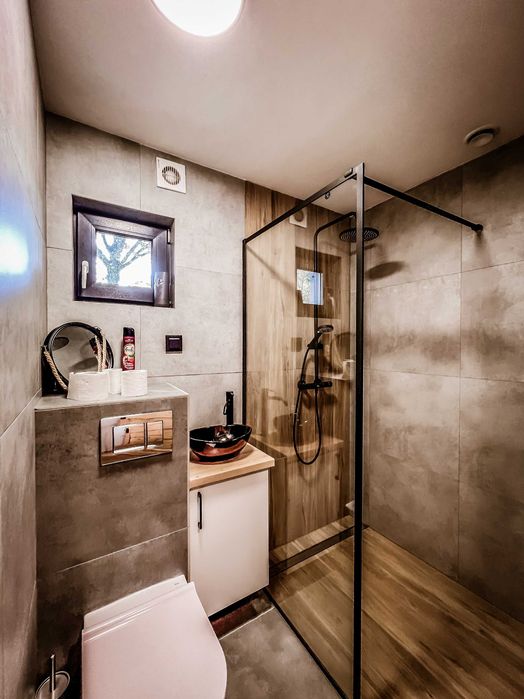 Domek na Kaszubach basen, sauna, jacuzzi, Kaszuby, domek nad jeziorem