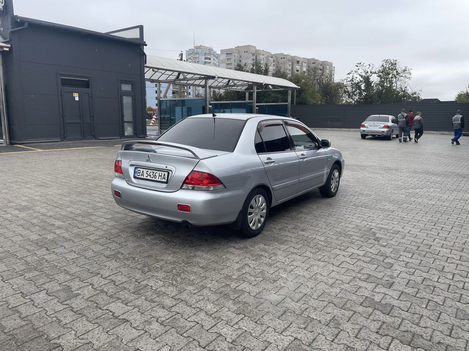 Mitsubishi Lancer 2008 Автомат Газ