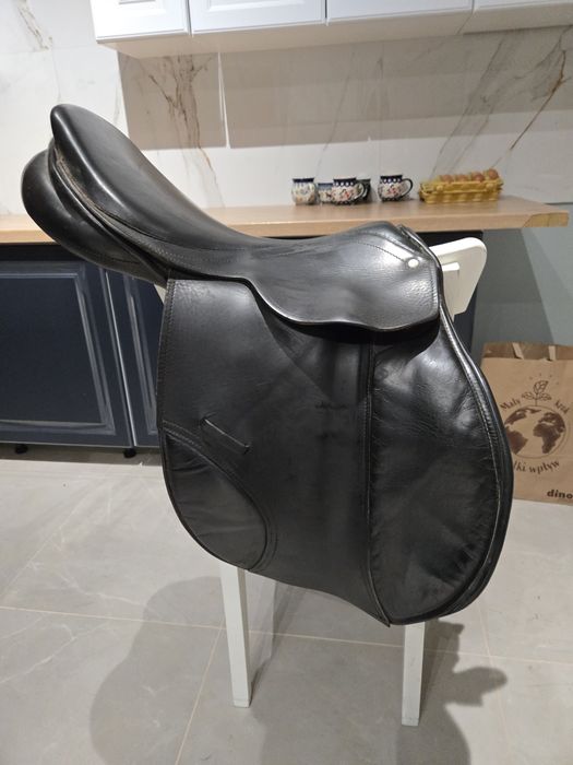 Siodło skokowe 17.5