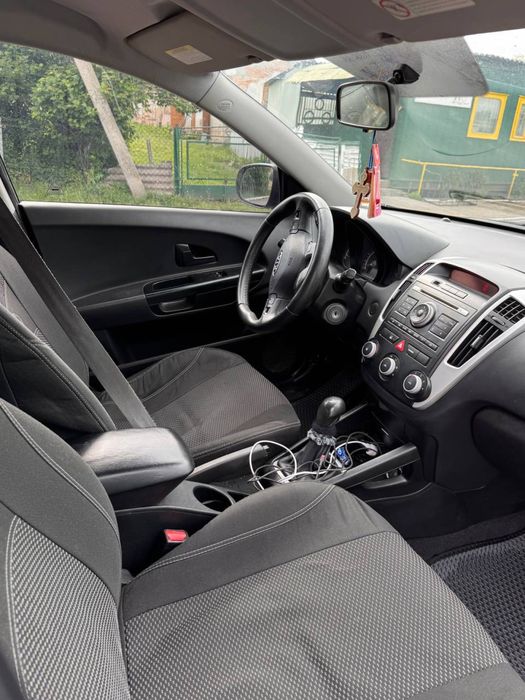 Продам kia ceed 2009