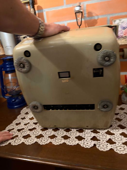Máquina de Escrever Antiga Vintage MESSA M-1 (Fabrico Nacional)