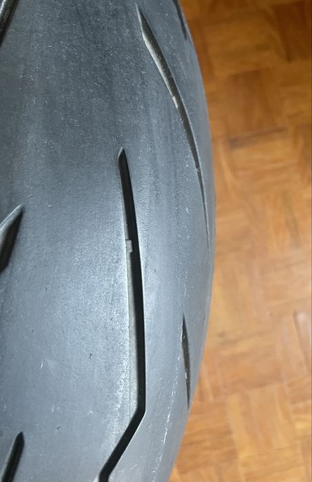 Pneu Pirelli Diablo Rosso IV