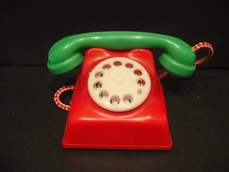 PEPE - Telefone antigo feito em plástico
