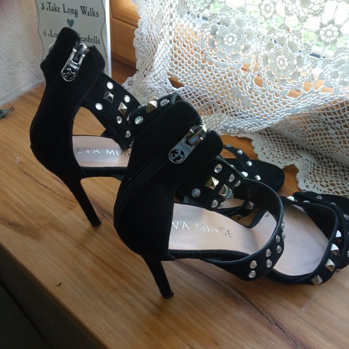 Szpilki Eva Minge sexy i wygodne buty