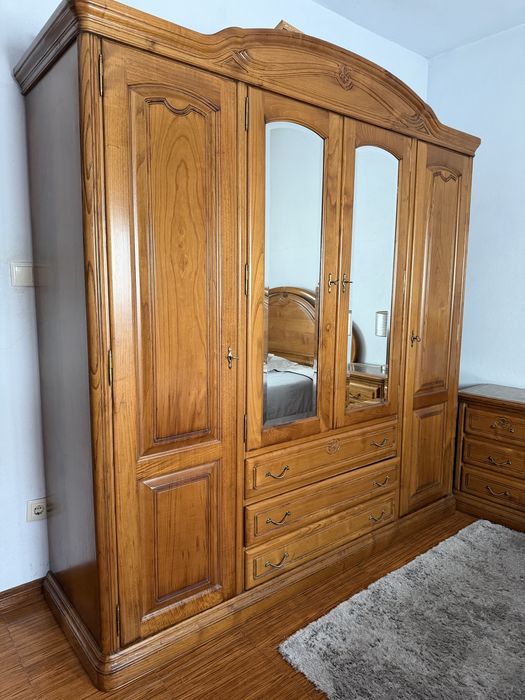 Quarto completo madeira bom estado