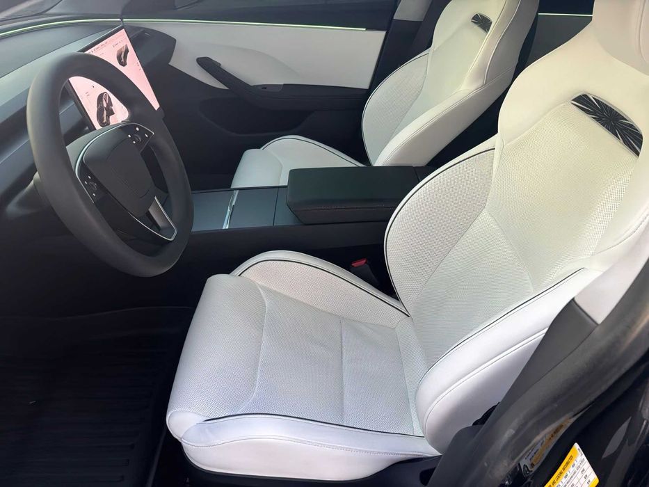 Tesla Model 3 Performance      2025