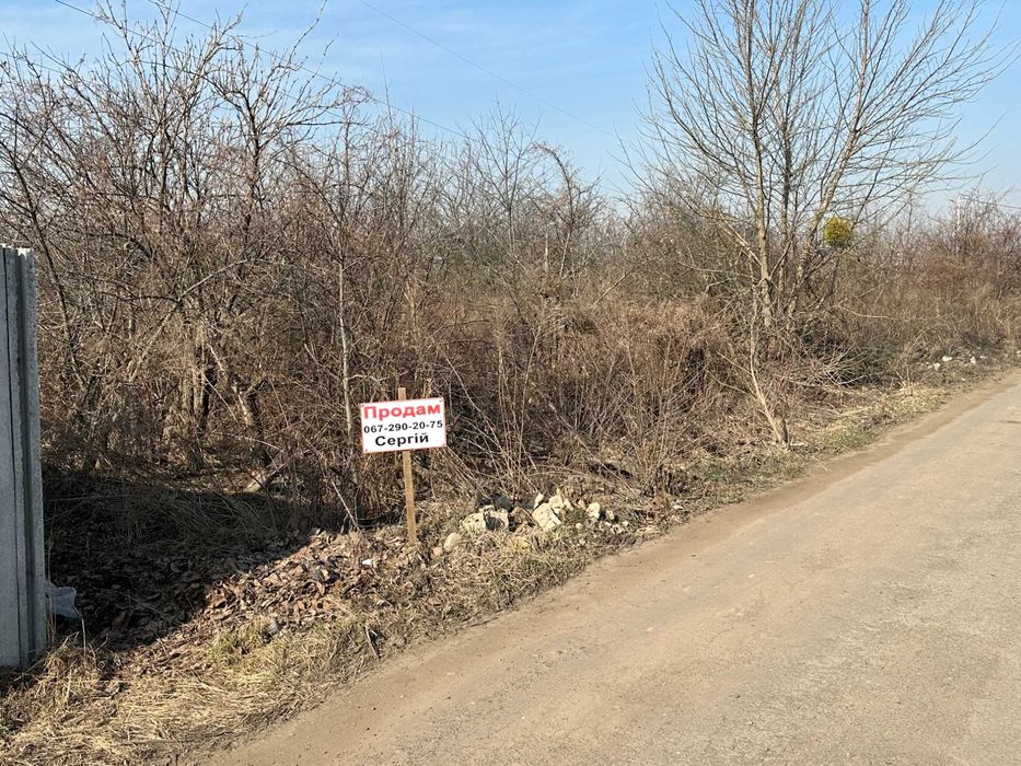 Продаж землі під промисловість 1,57 га між Тарасівкою та Крюківщиною