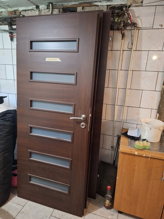 Drzwi wewnętrzne lokalowe 6 szt + ościeżnice