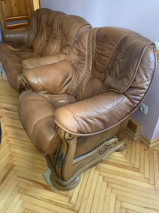Шкіряний диван і крісло