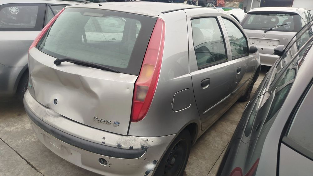Para peças FIAT Punto (188_)