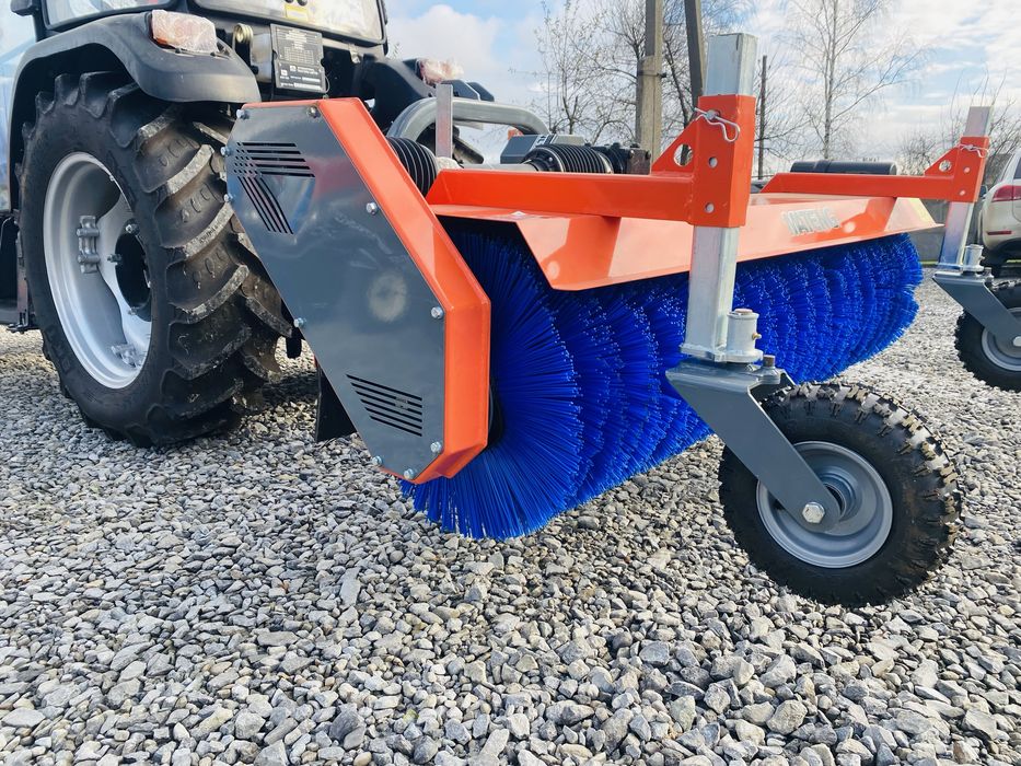 Щітка комунальна на ВОМ