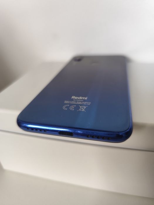 Redmi note 7 4/64 GB niebieski gradientowy stan dobry + / bdb -
