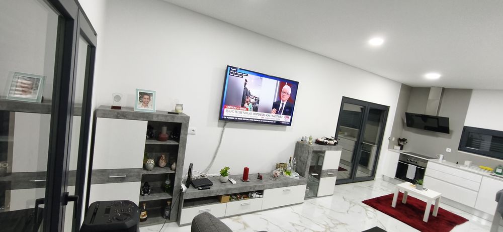 Conjunto de Móveis de Sala Modernos – Excelente Estado