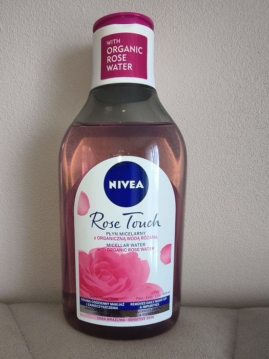 Nivea Rose Touch Płyn micelarny z organiczną wodą różaną