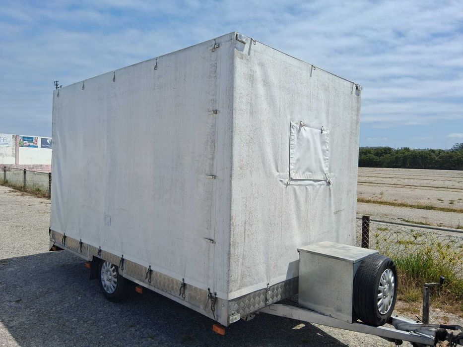 Vendo atrelado de 750kg