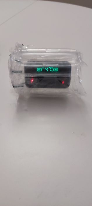 Headphones com power bank