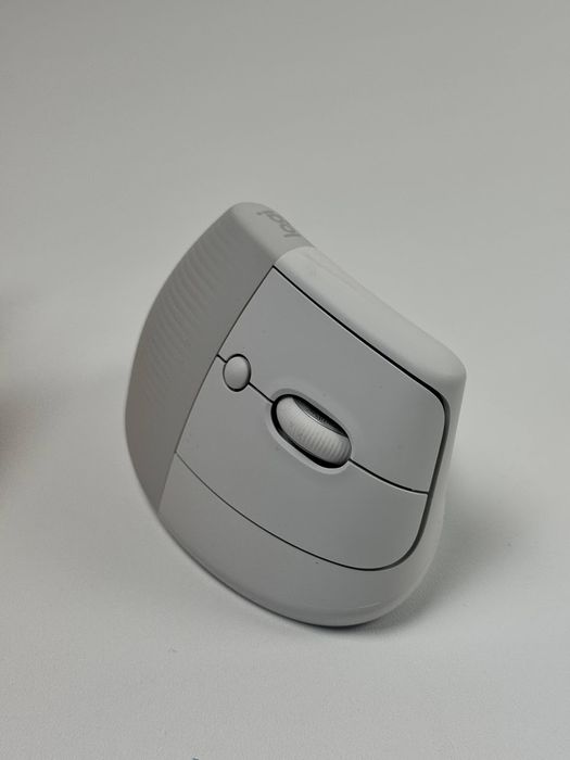 Бездротова миша Logitech Lift for Mac White (‎910-006477)