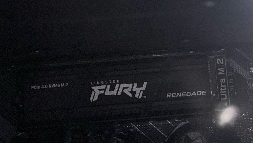 PC Intel i5-12400f + RTX4060 + SSD Kingston Fury 1 TB+ monitor MSI