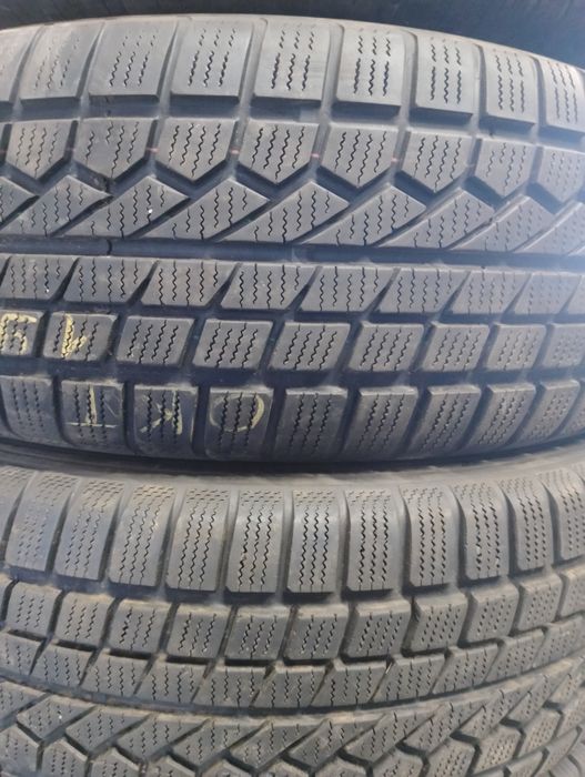 Продам зимние шины 215/70r16