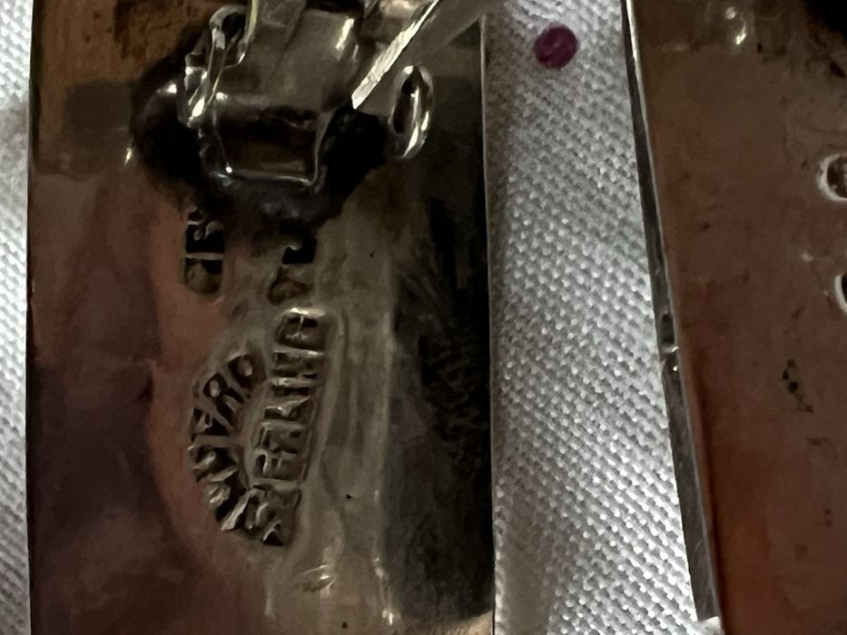 Srebrne duże klipsy z onyksem sygnowane